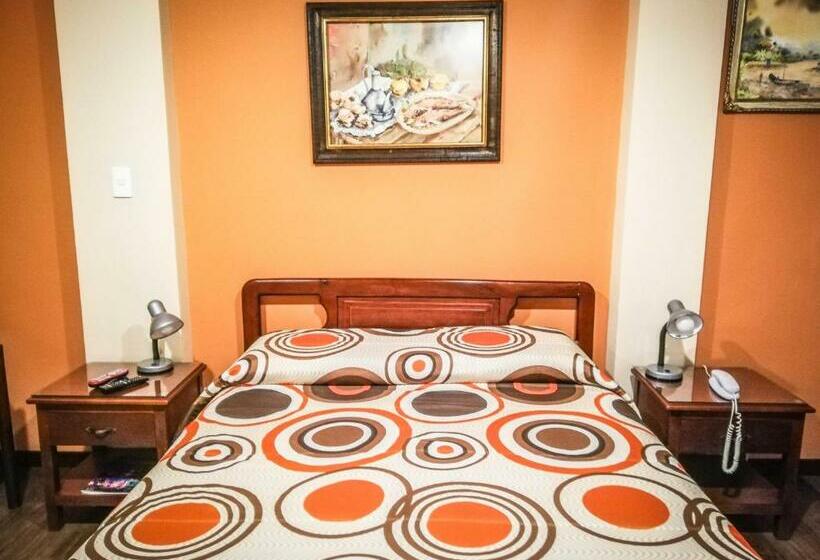 标准间, Francés La Maison