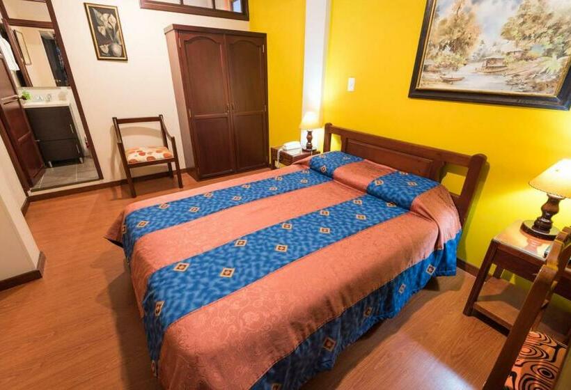 标准间, Francés La Maison