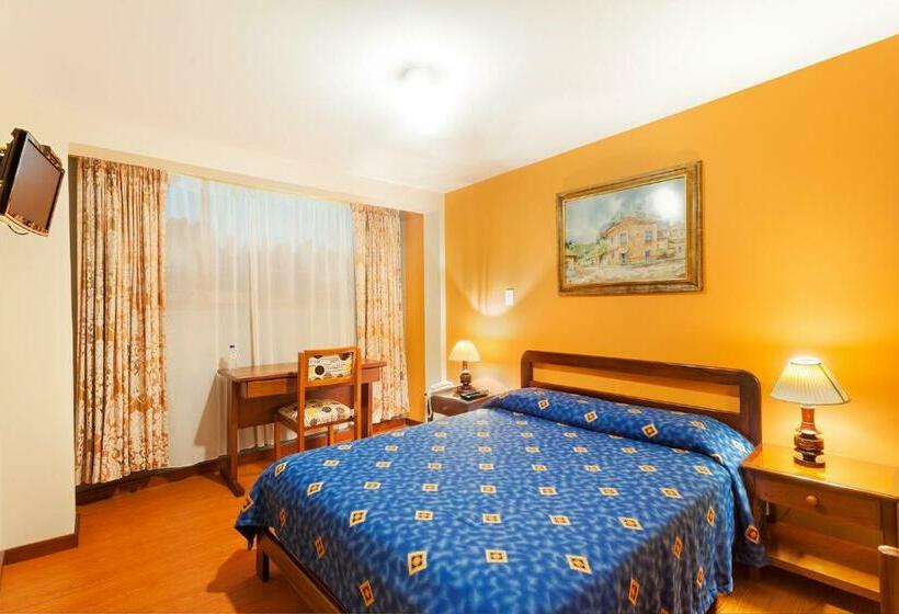 标准间, Francés La Maison