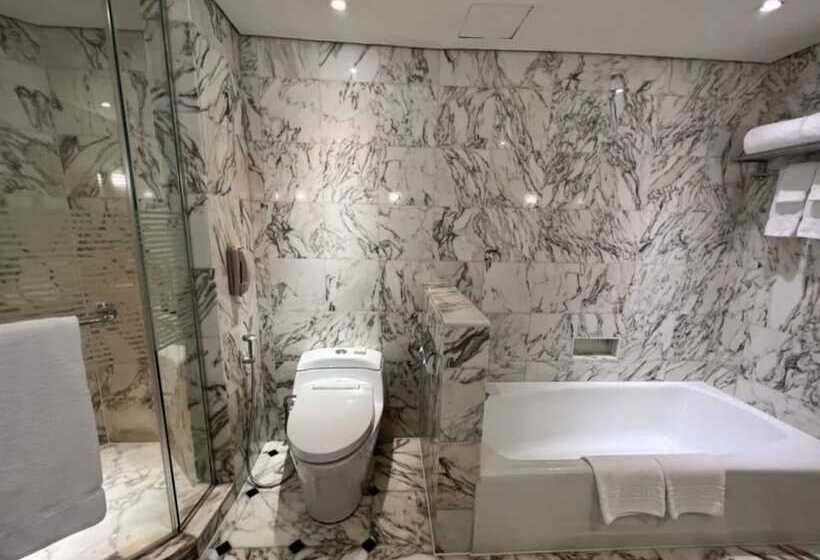 家庭间, Grand Millennium Hotel Kuala Lumpur