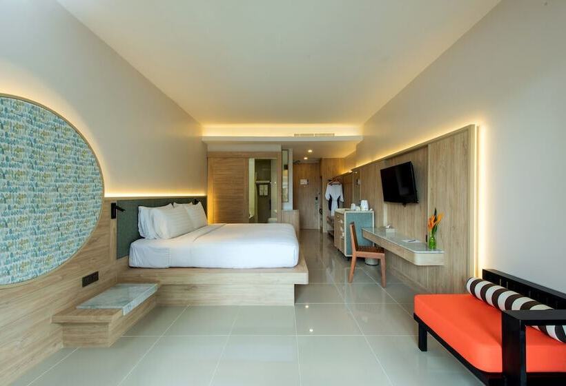 プールビュースタンダードルーム, Holiday Ao Nang Beach Resort, Krabi