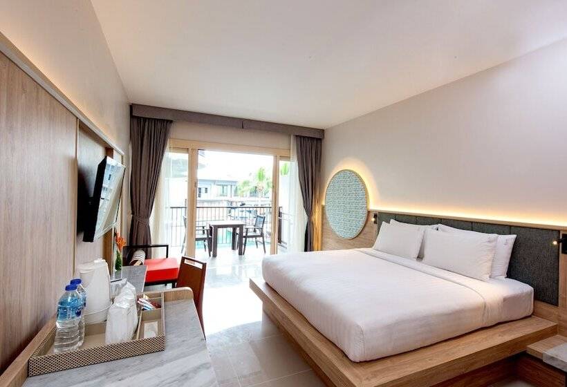 プールビュースタンダードルーム, Holiday Ao Nang Beach Resort, Krabi