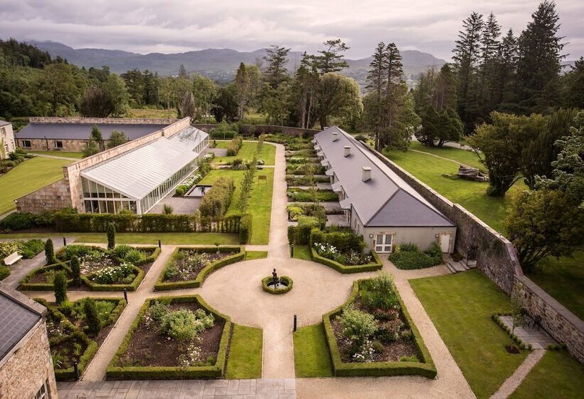 سوییت, Lough Eske Castle
