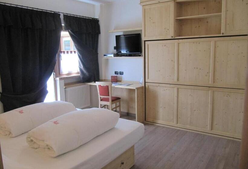 اتاق استاندارد در طبقه همکف, Meeting