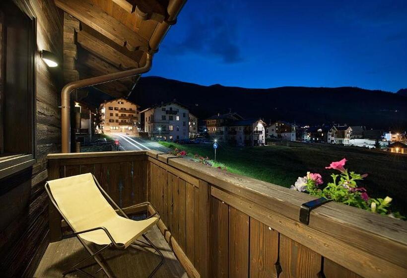 اتاق استاندارد با بالکن, Meeting