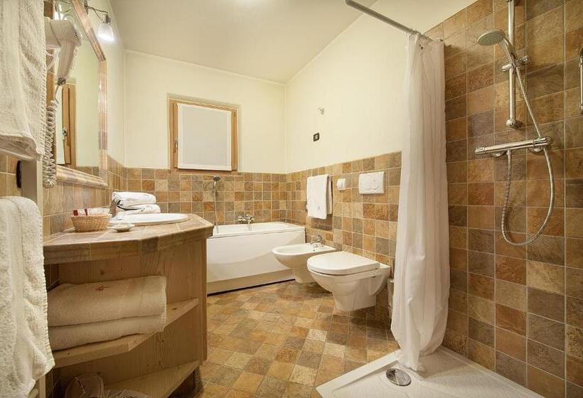 سوئیت 2 خوابه, Meeting