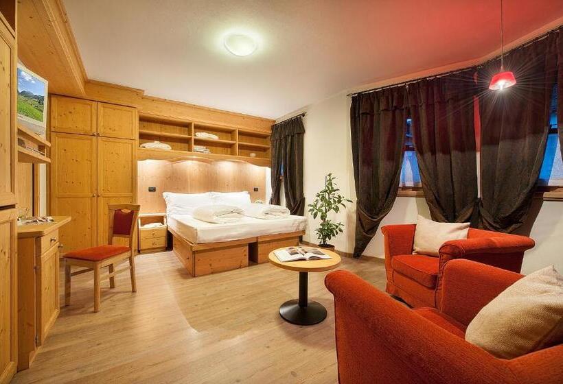 سوئیت 2 خوابه, Meeting