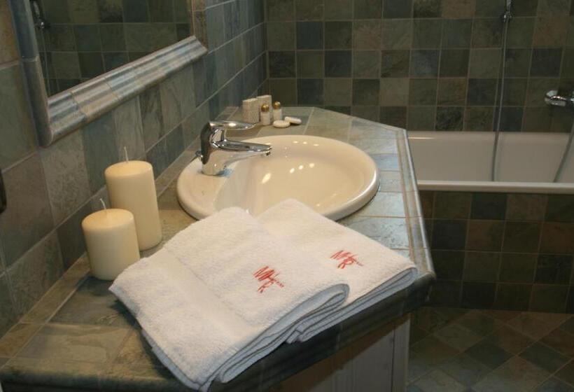 سوئیت 2 خوابه, Meeting