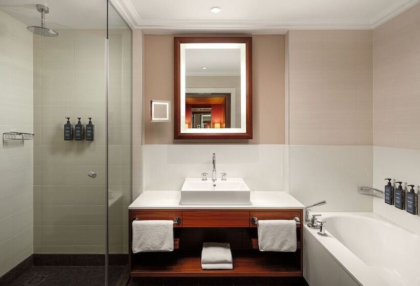 اتاق کلاب, Sheraton Bratislava