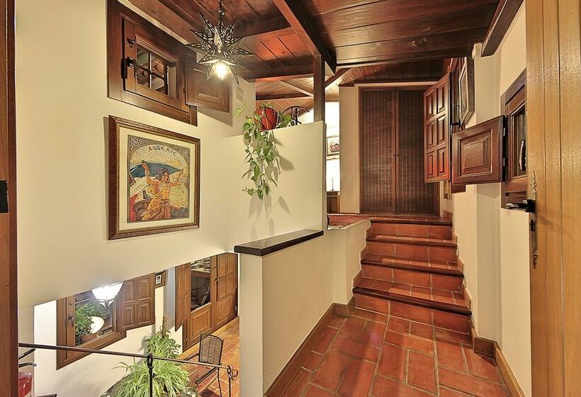 آپارتمان دوبلکس 1 خوابه, Solar Montesclaros Vut/gr/00051