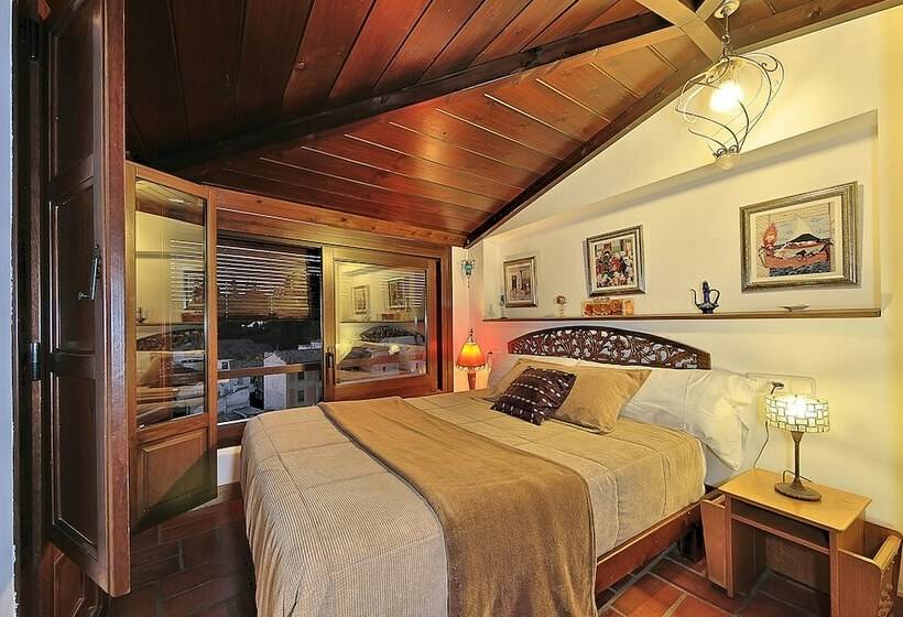 آپارتمان دوبلکس 1 خوابه, Solar Montesclaros Vut/gr/00051