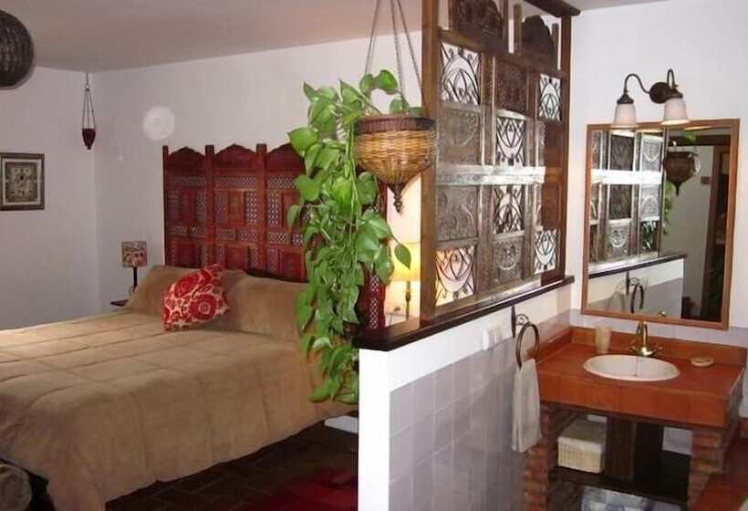 اتاق استاندارد با چشمانداز, Solar Montesclaros Vut/gr/00051