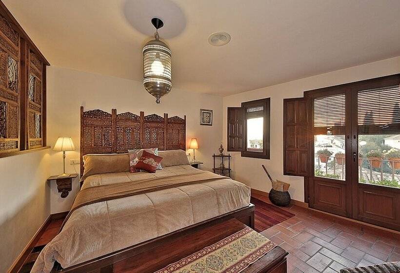 اتاق استاندارد با چشمانداز, Solar Montesclaros Vut/gr/00051