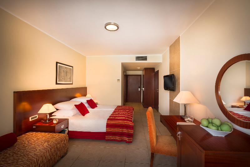 غرفة سوبيريور ثلاثية, Valamar Villa Adria