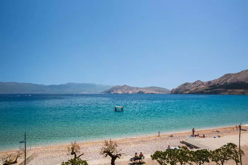 Superior Kolmen Hengen Huone, Valamar Villa Adria