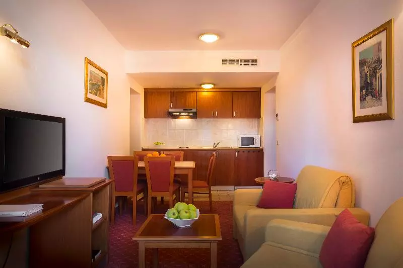 Deluxe-huoneisto 1 Makuuhuone, Valamar Villa Adria