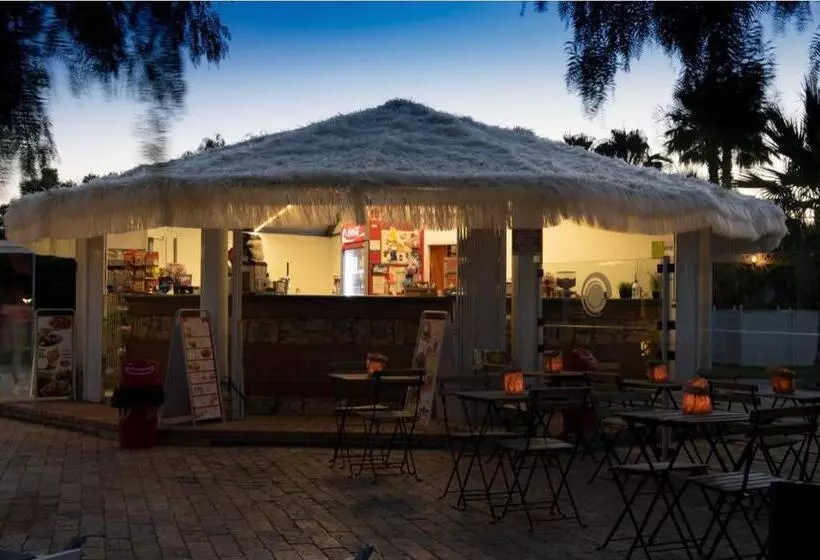 آپارتمان 1 خوابه همکف, Villaggio Emmanuele