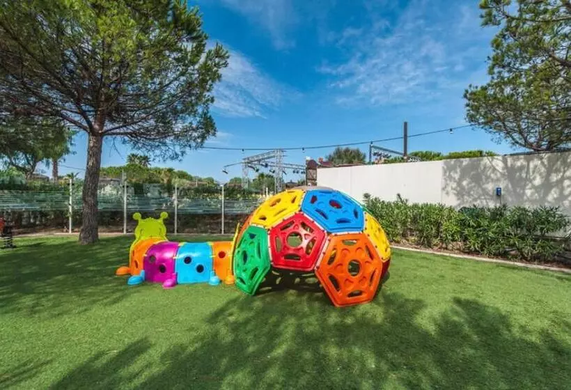 آپارتمان 1 خوابه همکف, Villaggio Emmanuele