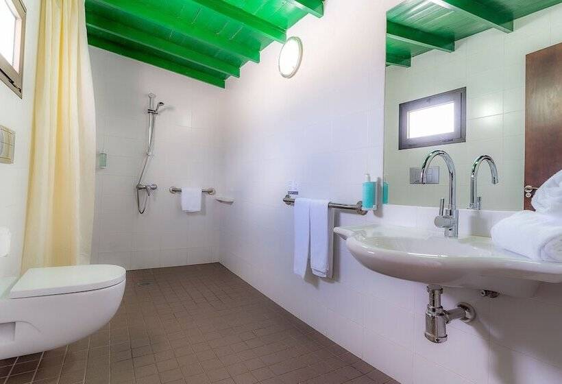 חדר סטנדרט יחיד מותאם לאדם עם מוגבלויות, Casas Heddy, Wellbeing Resort