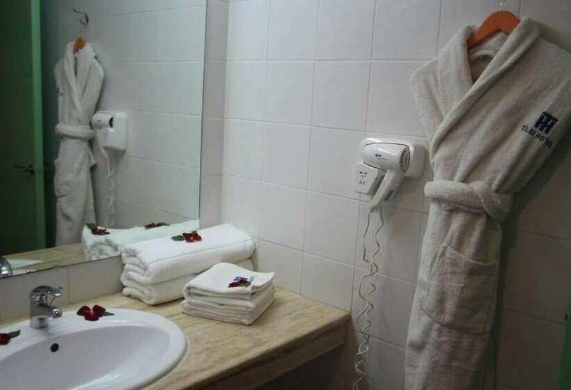 اتاق استاندارد سه نفره, Tildi Hotel & Spa