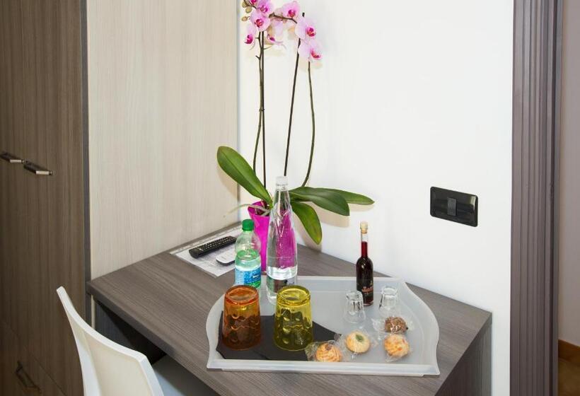 标准间带阳台, B&b Albergo Sicilia