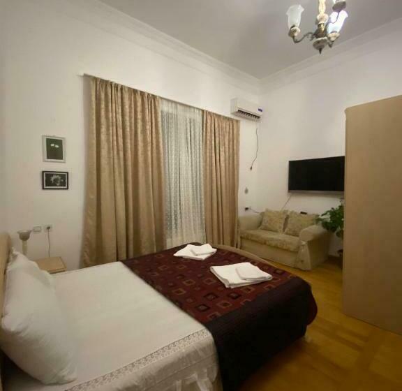 اتاق استاندارد, House 1899