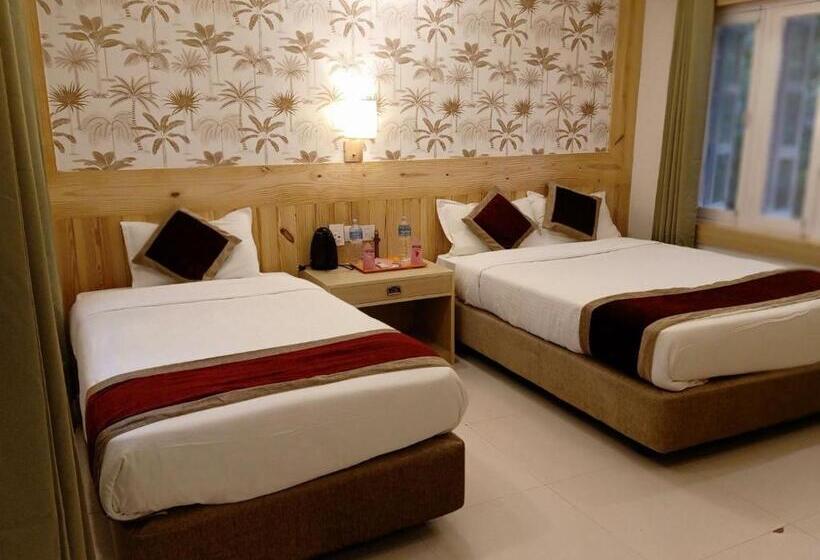 اتاق لوکس با چشم‌انداز استخر, Parkland