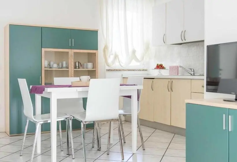 آپارتمان 1 خوابه با بالکن, Residence Ola