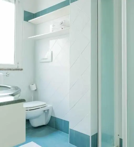 استودیوی استاندارد, Residence Ola