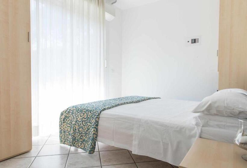 Apartamento 1 Dormitório, Residence Ola