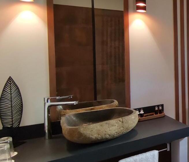 חדר סטנדרט נוף לים, Les Hauts De La Riviera