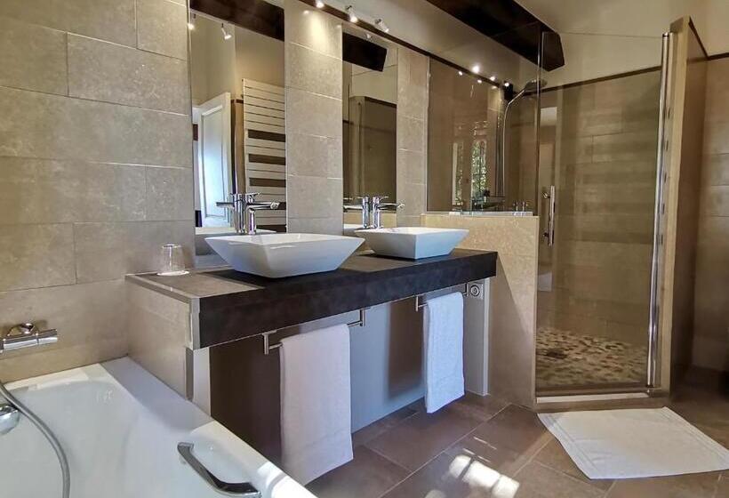 סוויטת ג'וניור נוף לים, Les Hauts De La Riviera