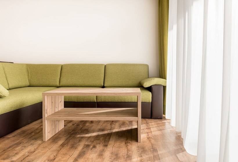Апартаменты 4 Спальни, A Casa Saphir