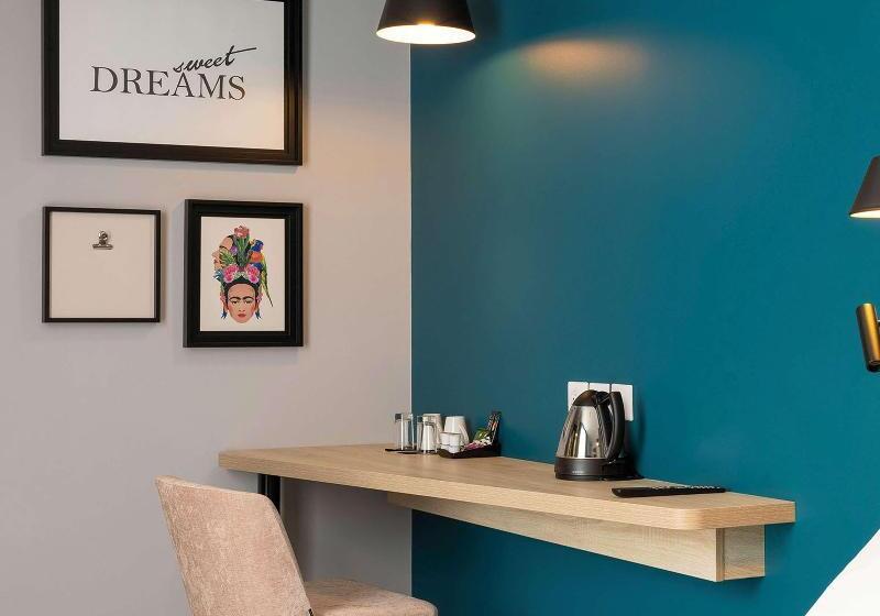 带大床的标准间, Hampton By Hilton Tours Centre