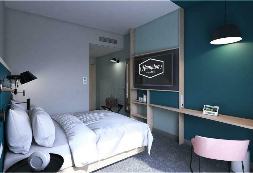 带大床的标准间, Hampton By Hilton Tours Centre