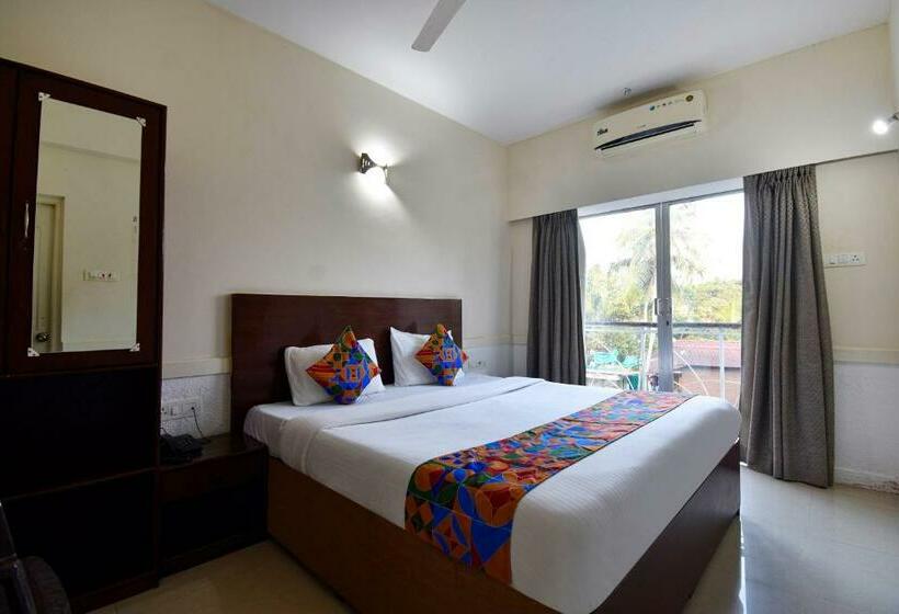 اتاق لوکس, Treebo Gulmohar Beach Resort