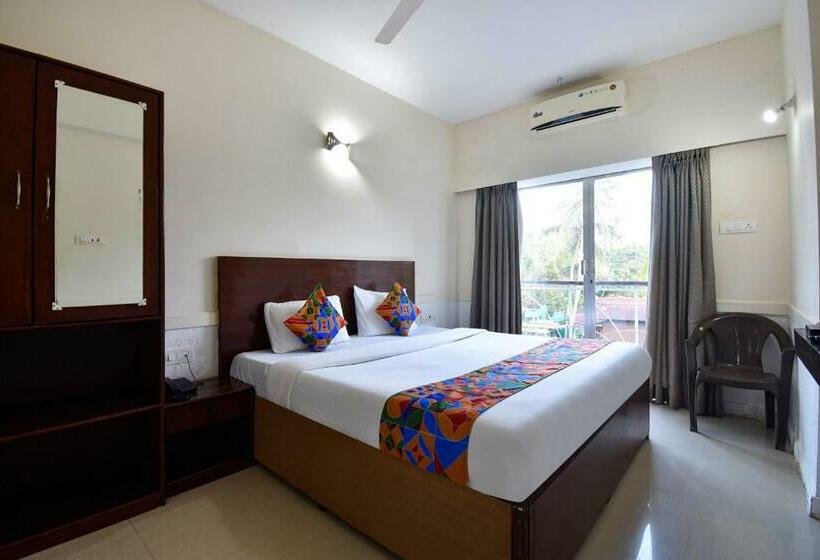 Номер Deluxe, Treebo Gulmohar Beach Resort