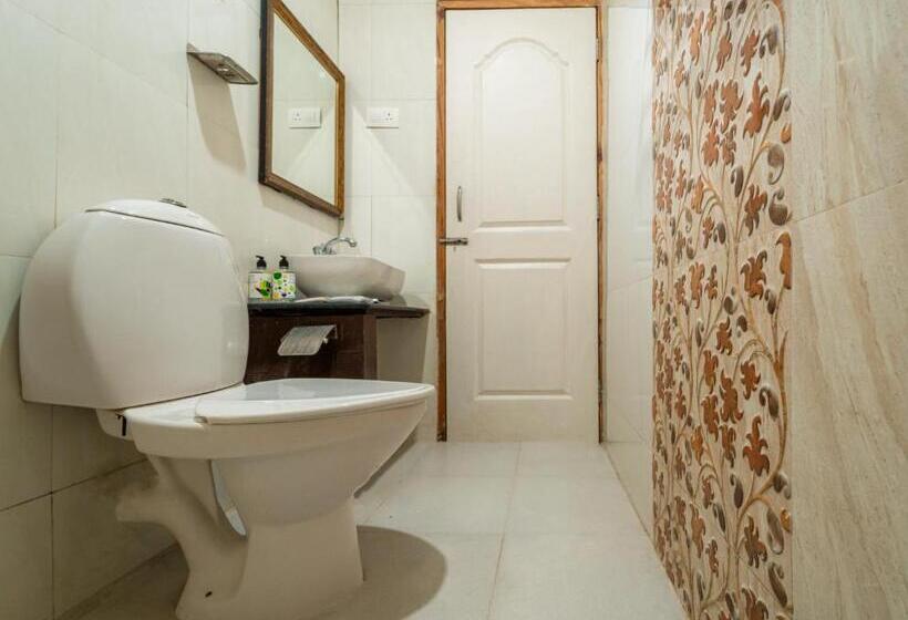 Номер Deluxe, Treebo Gulmohar Beach Resort