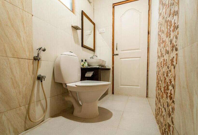 Номер Deluxe, Treebo Gulmohar Beach Resort