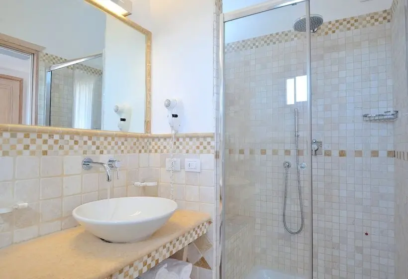 اتاق کلاسیک چهارنفره, Janna E Sole Resort