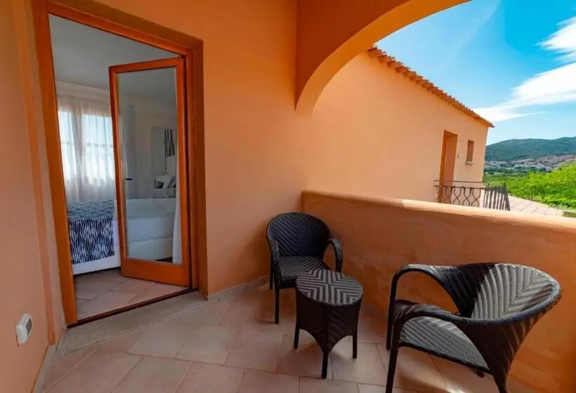 اتاق استاندارد سه نفره, Janna E Sole Resort