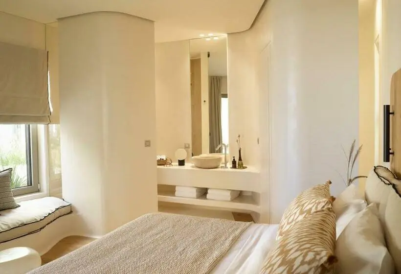 Suite Deluxe avec Vues, White Pebble Suites