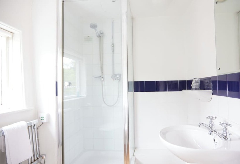 Номер Стандарт, Bull Hotel By Greene King Inns