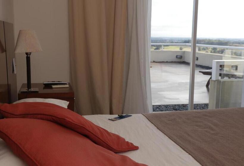 带阳台的豪华间, Elegance Hotel Tandil