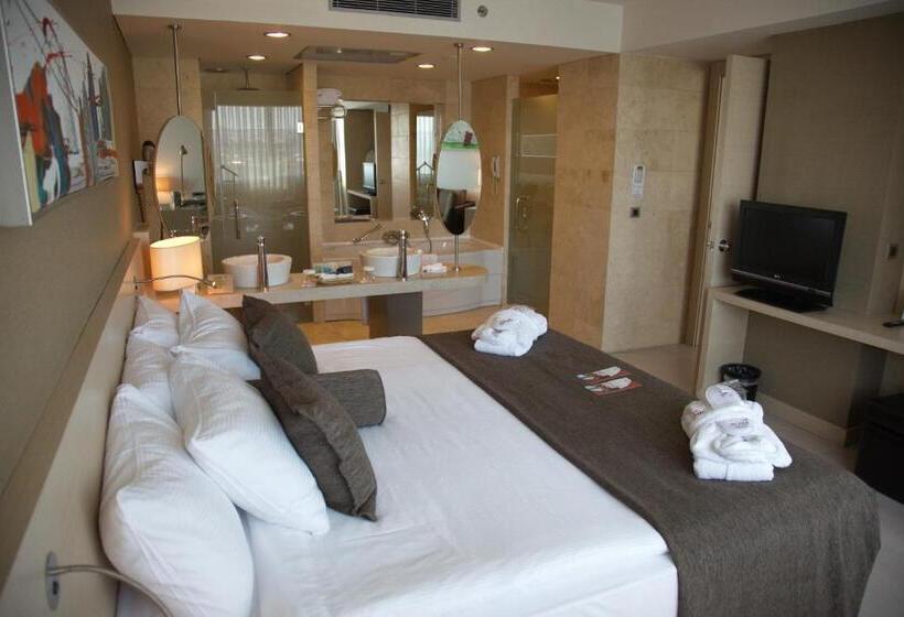 Suite Junior, Cpankara