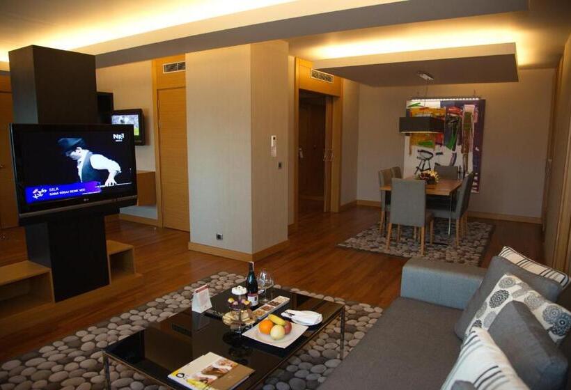 Suite Presidencial, Cpankara