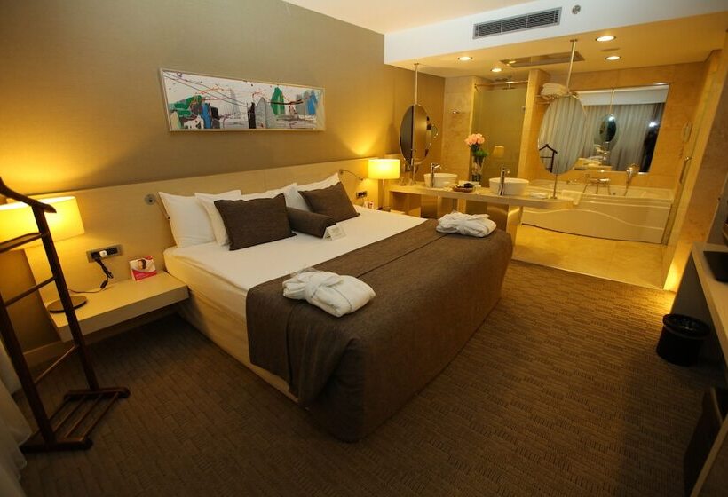 Junior Suite, Cpankara