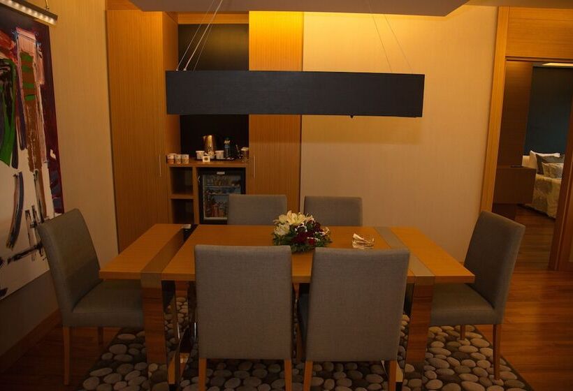 Suite Presidencial, Cpankara