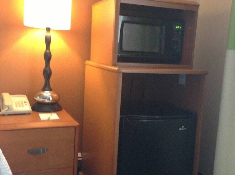 Номер Стандарт 2 Двуспальные Кровати, Fairfield Inn By Marriott New York Laguardia Airport/flushing
