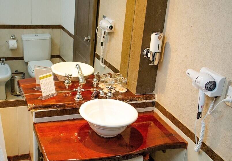 غرفة قياسية ثلاثية, Inkai